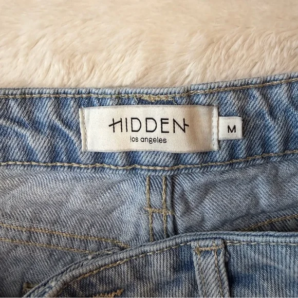 Hidden LA Distressed Denim Shorts Light Wash Size M - FAST SALE - Picture 2 of 7